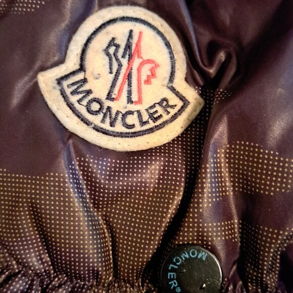 Moncler puffer jacket / body warmer size 8 years Fits 10/12 Years. Camouflage. - Picture 2 of 6